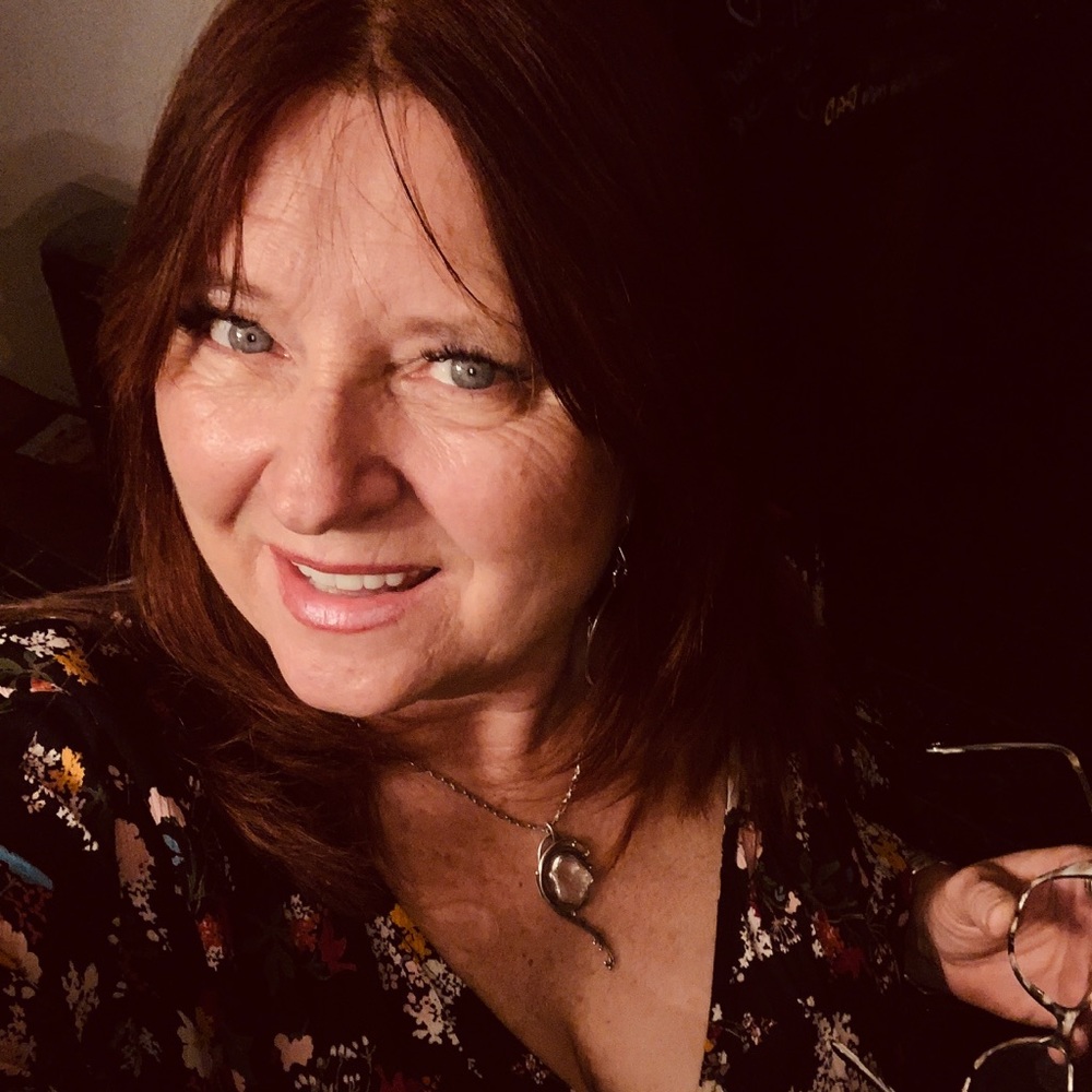 Meet your Posher, Ellen